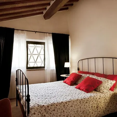 Bosco Ai Marzi Bed & Breakfast Poggibonsi Room photo